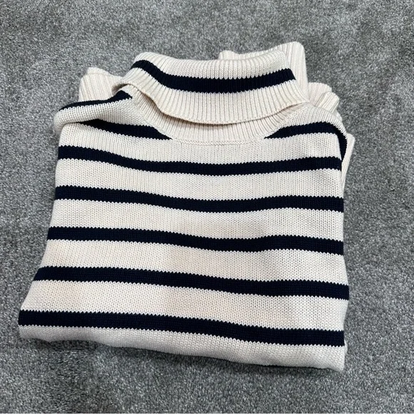 Gap striped sweater - Picture 1 of 3